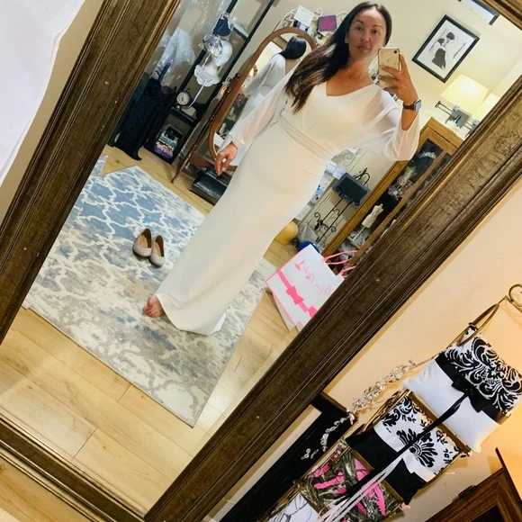 Simple wedding dress - Picture 8 of 9